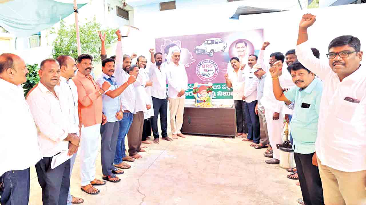 మహాత్మా జ్యోతిబాఫూలే చిరస్మరణీయుడు