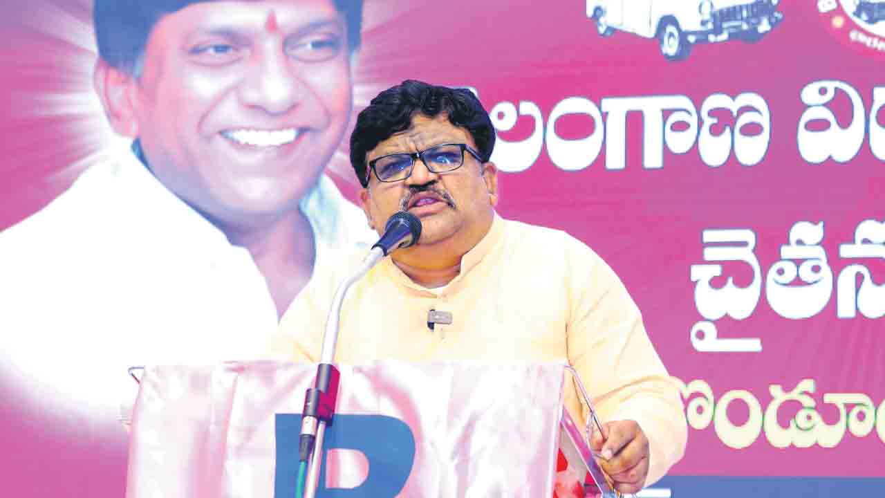 వినోద్‌ను గెలిపిద్దాం