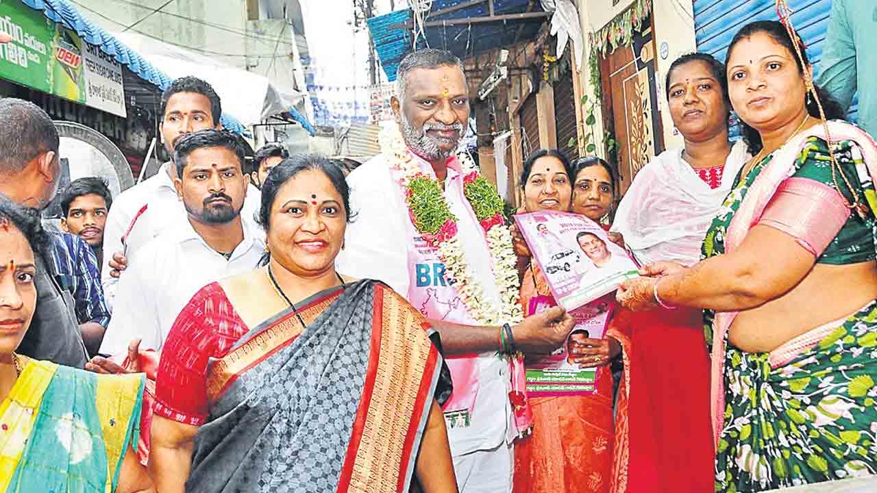 పేదల సంక్షేమానికి అనేక పథకాలు