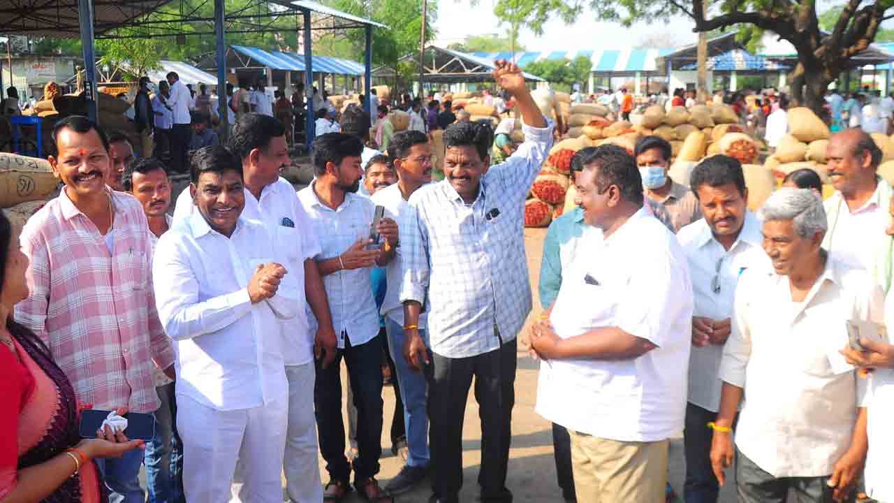 ఇది ముమ్మాటికీ కాంగ్రెస్‌ తెచ్చిన కరువే..