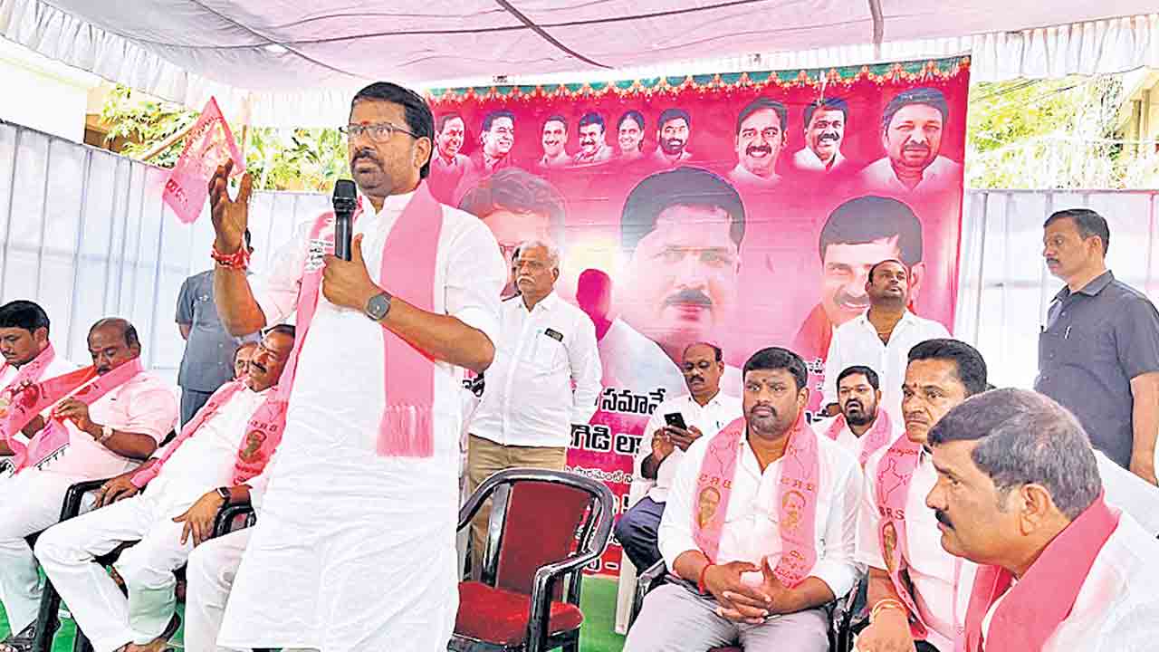 BRS | కారు జోరు.. బీఆర్‌ఎస్‌ అభ్యర్థులకు బ్రహ్మరథం పడుతున్న ప్రజలు