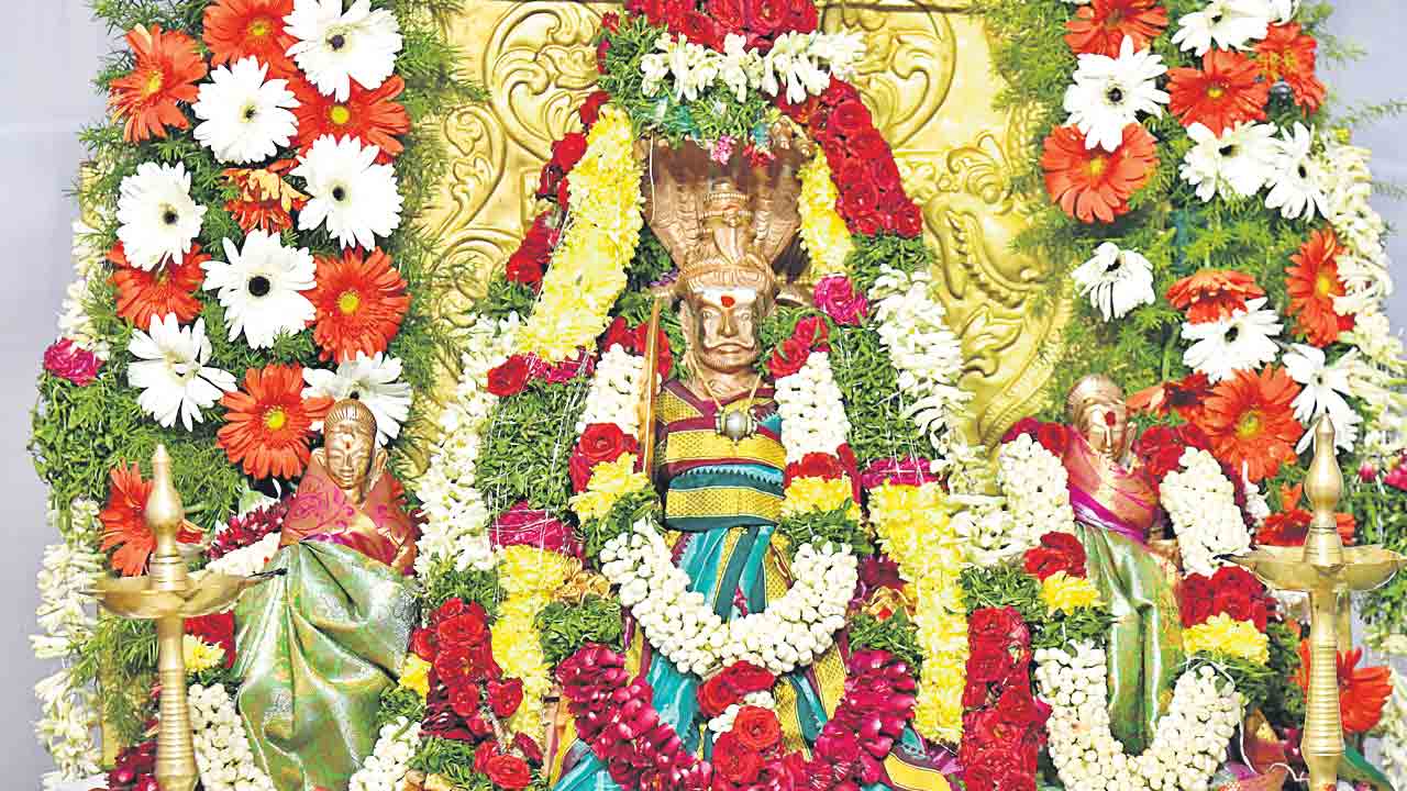 ఉత్కంఠ భరితం.. మల్లన్న అగ్నిగుండం