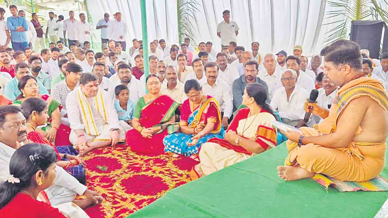 ప్రజలందరూ సుభిక్షంగా ఉండాలి