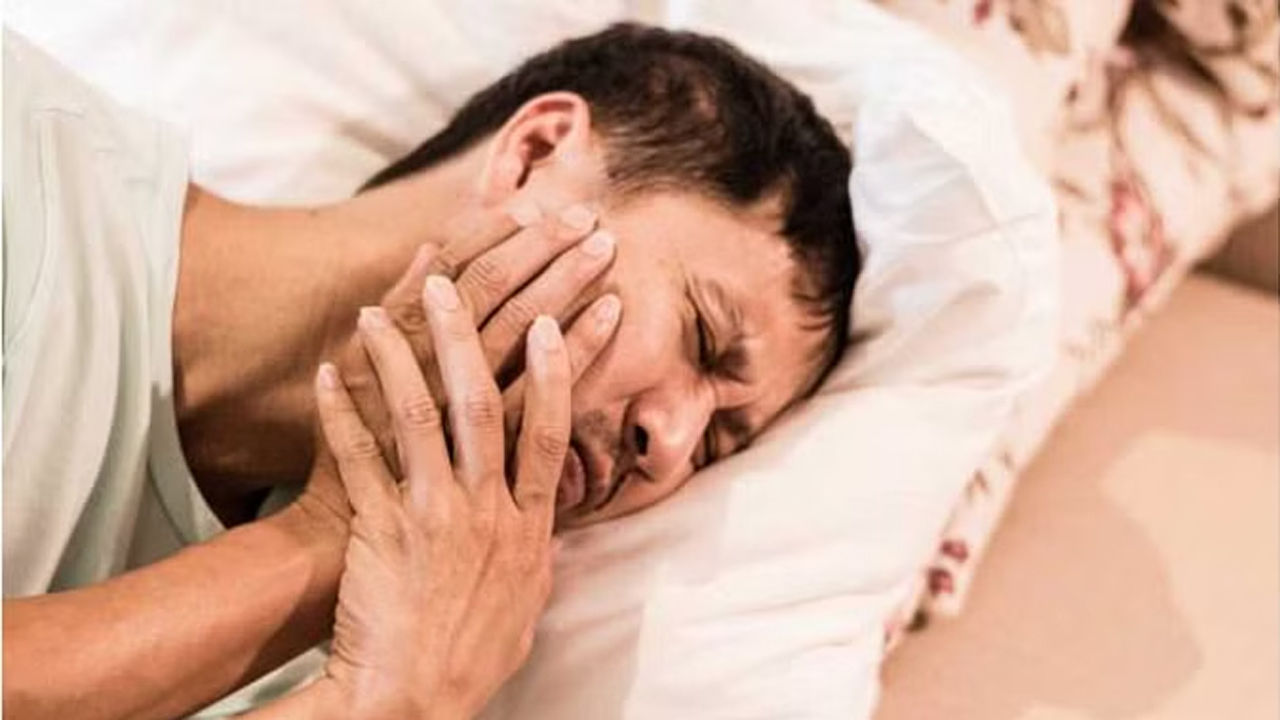 Mumps Outbreak | విస్తరిస్తున్న గవద బిళ్లల కేసులు.. వినికిడిశక్తిని కోల్పోతున్న రోగులు..! అప్రమత్తంగా ఉండాలన్న వైద్యులు..!