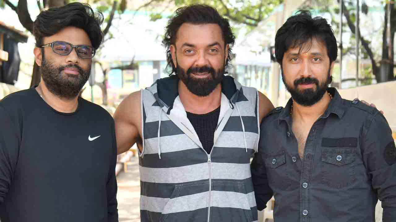 NBK 109 | వేటగాడు ఎంట్రీ ఇచ్చాడు.. యానిమల్ యాక్టర్కు బాలకృష్ణ ఎన్బీకే 109 టీం స్వాగతం