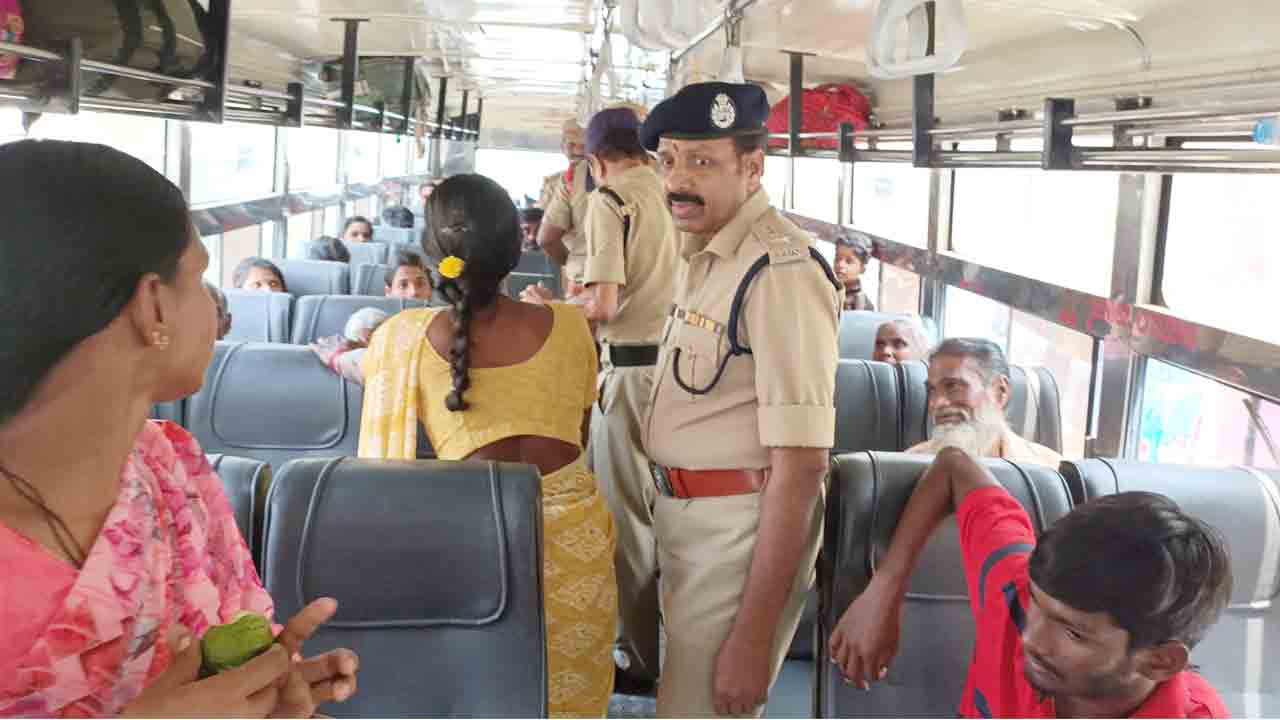 Check post | అంతర్రాష్ట్ర చెక్పోస్టును తనిఖీ చేసిన నంద్యాల ఎస్పీ