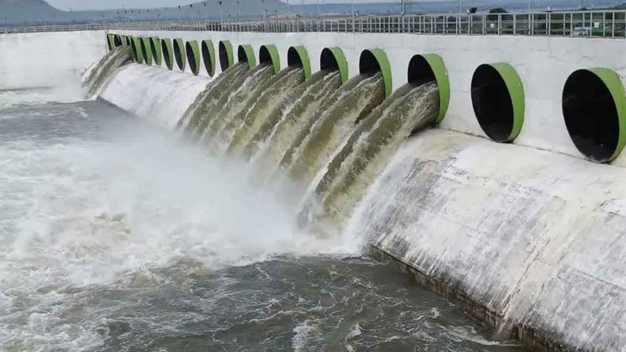 కాంగ్రెస్ నిర్లక్ష్యం.. చేజారిన ప్రాణహితం