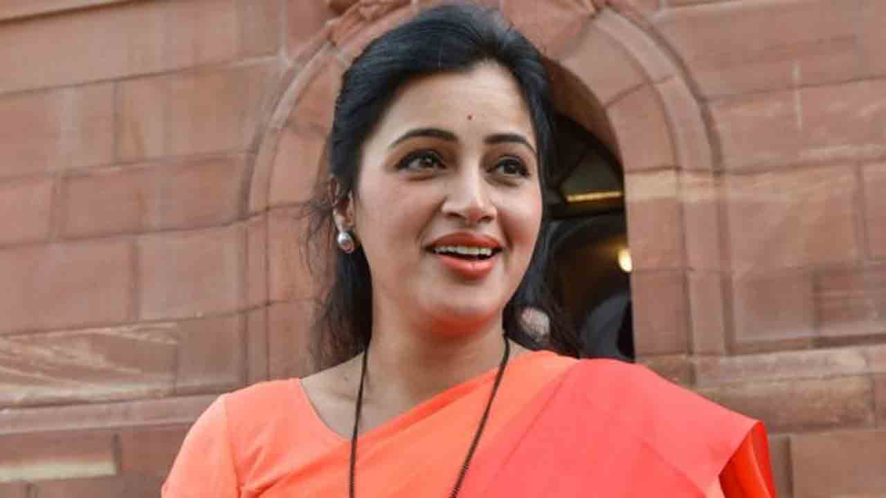 Navneet Kaur | సుప్రీంకోర్టులో అమరావతి ఎంపీ నవనీత్‌ కౌర్‌కు భారీ ఊరట