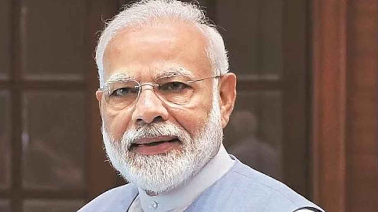 బీసీల అభ్యున్నతిపై బీజేపీ వైఖరి తేల్చాలి