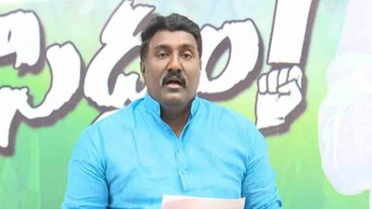 Mahesh Comments | జనసేన నేత పవన్కల్యాణ్పై పోతిన మహేశ్ ఘాటు వ్యాఖ్యలు