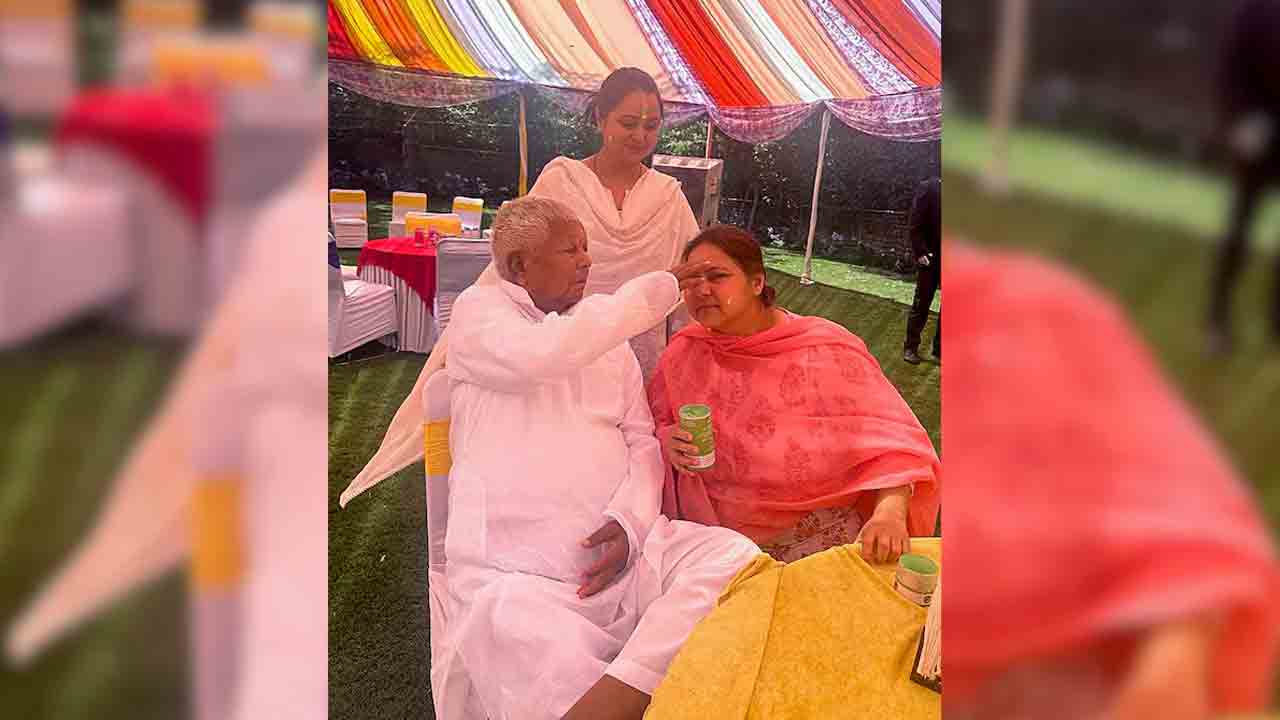 RJD | లోక్‌సభ అభ్యర్థులను ఖరారు చేసిన ఆర్జేడీ.. బరిలో లాలూ ఇద్దరు కుమార్తెలు