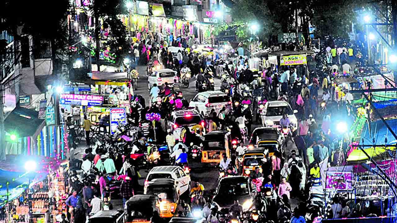 రంజాన్‌ రష్‌..