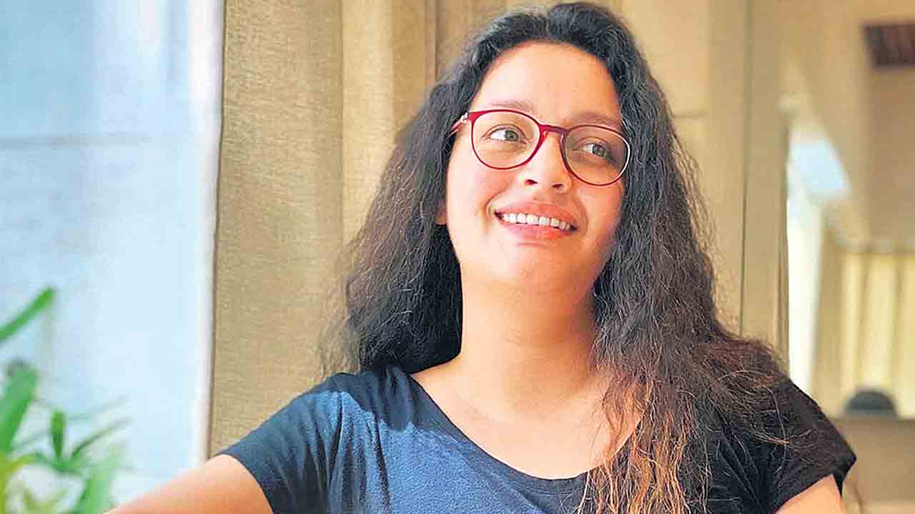 Renu Desai | బాధ్య‌త‌ లేని త‌ల్లిని కాదు.. సన్యాసం రూమర్స్‌పై రేణు దేశాయ్ క్లారిటీ