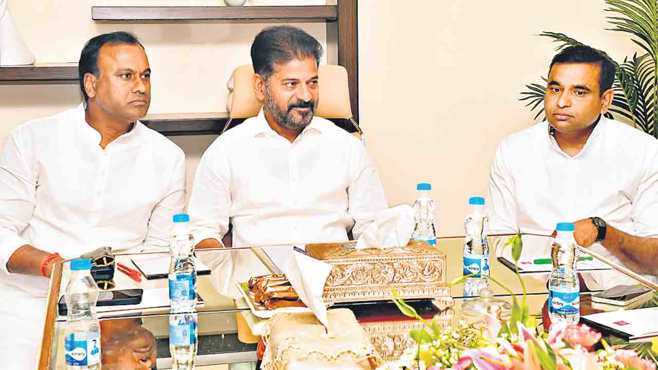 రాజగోపాల్‌రెడ్డి ఇంటికి రేవంత్‌