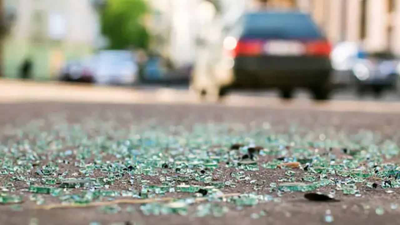 Road accident | ఎదురెదురుగా ఢీకొన్న లారీ, బస్సు.. ఆరుగురు దుర్మరణం.. 20 మందికి గాయాలు