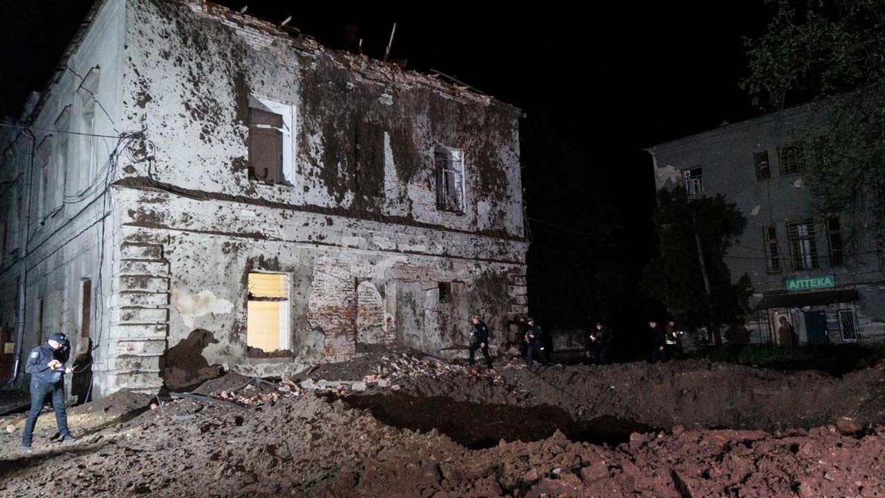 Ukraine-Russia War | ఉక్రెయిన్‌పై మళ్లీ రష్యా దాడులు.. నాలుగు పవర్‌ ప్లాంట్లు ధ్వంసం..!