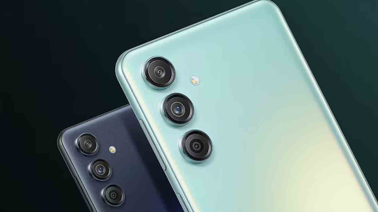 Samsung Galaxy M55 5G | శాంసంగ్ మిడ్ రేంజ్ స్మార్ట్ ఫోన్ గెలాక్సీ ఎం55 5జీ ఆవిష్కరణ.. ధరెంతంటే..?!