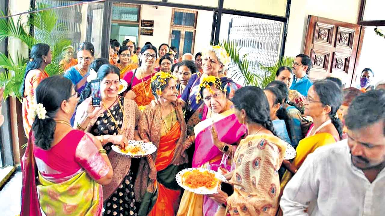 అమ్మ నీకు వందనమే!