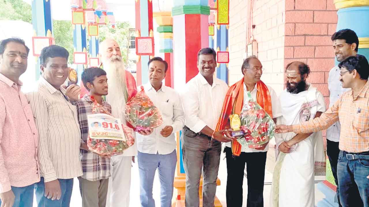 ఎస్వీజేసీ విజయదుందుభి