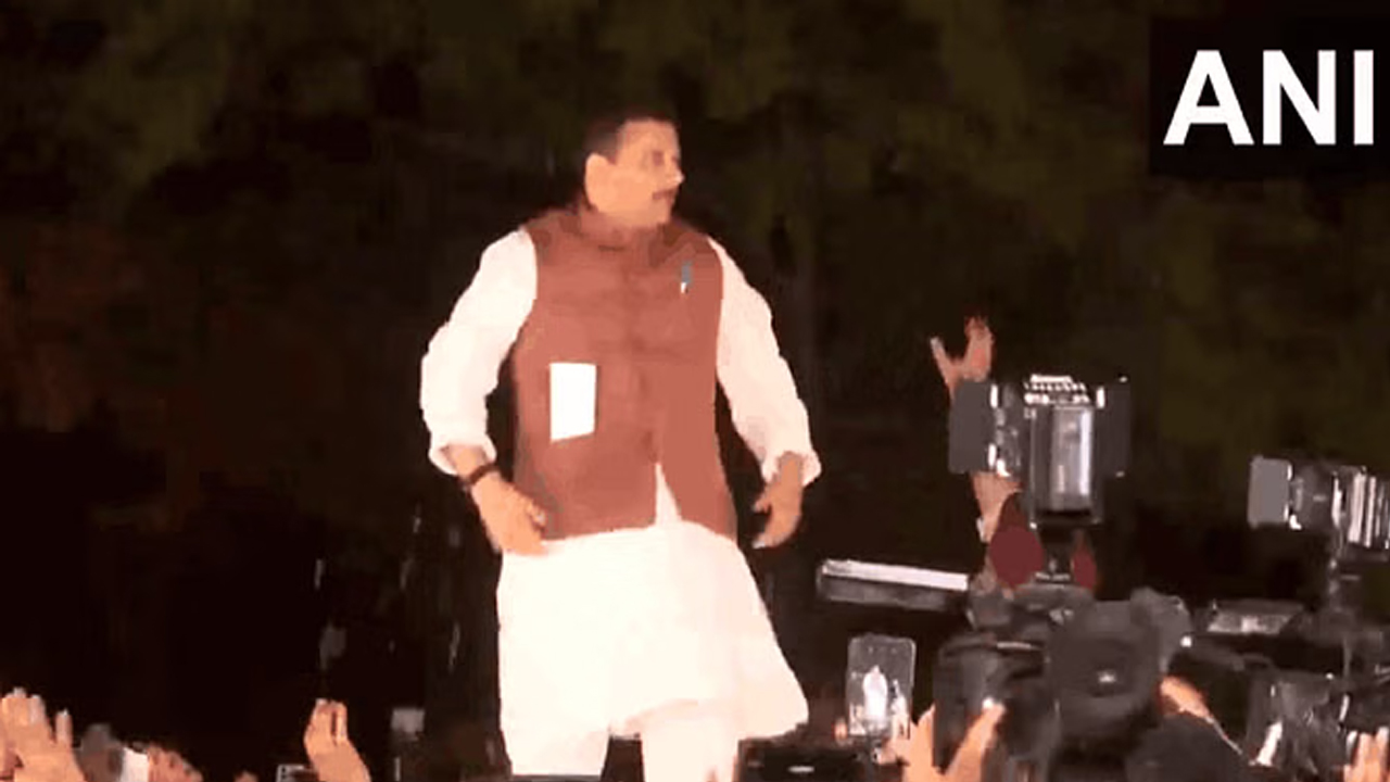 Sanjay Singh | జైలు నుంచి విడుదలైన ఎంపీ సంజయ్‌ సింగ్‌.. ఘన స్వాగతం పలికిన కార్యకర్తలు