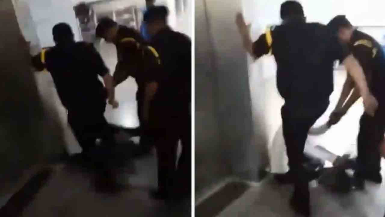 Security Guards Kicks Patient | రోగిని కొట్టి, కాలితో తన్నిన సెక్యూరిటీ సిబ్బంది.. వీడియో వైరల్‌