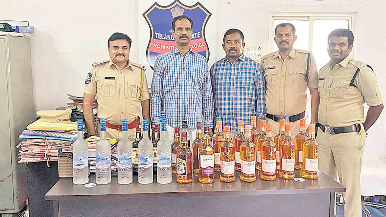 విదేశీ మద్యం స్వాధీనం