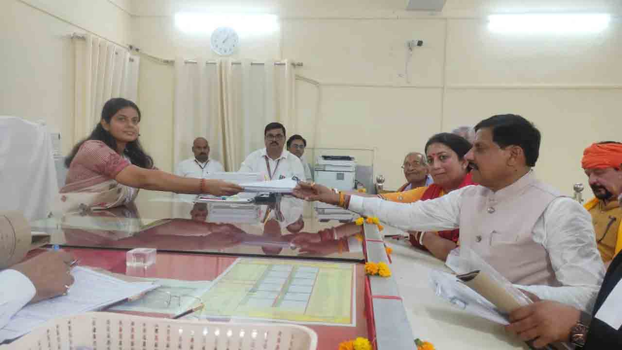 Smriti Irani | అమేథి లోక్‌సభ స్థానానికి నామినేషన్‌ దాఖలు చేసిన స్మృతి ఇరానీ