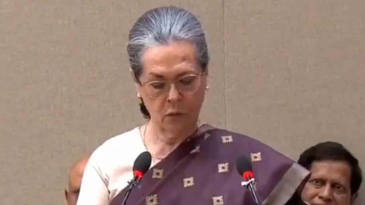 Sonia Gandhi | తొలిసారి పెద్దల సభకు సోనియా గాంధీ.. రాజ్యసభ ఎంపీగా ప్రమాణస్వీకారం