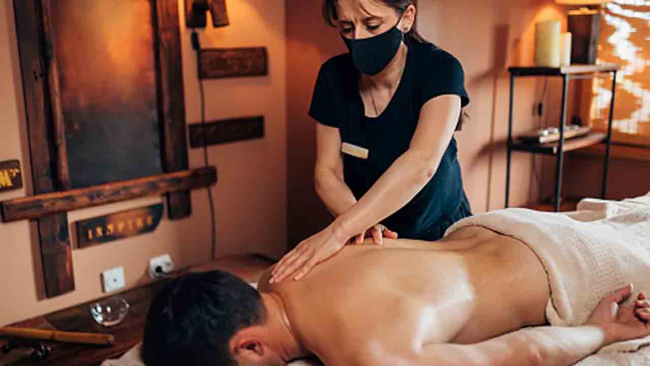 Delhi High Court | ‘క్రాస్‌ జెండర్‌ మస్సాజ్‌’.. పిటిషన్‌ను కొట్టివేసిన హైకోర్టు