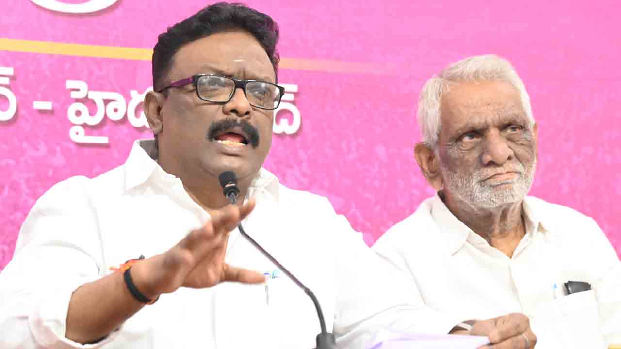 రేవంత్‌, కేసీ, కనుగోలు రాష్ర్టాన్ని అమ్ముతున్నరు