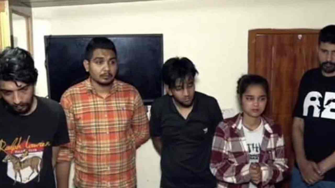 Drugs: డ్ర‌గ్స్ అమ్ముతూ ప‌ట్టుబ‌డిన మాజీ మంత్రి కుమారుడు