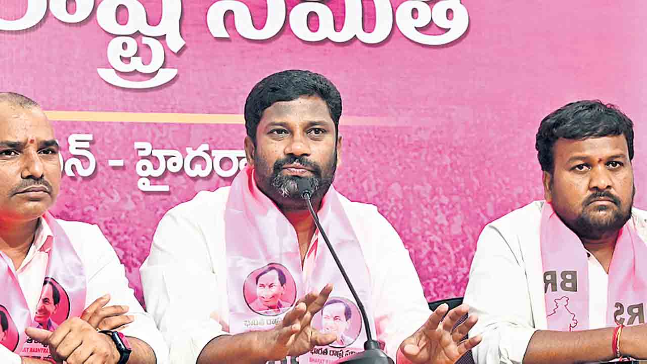 మోదీ చెప్పినట్టే డమ్మీ అభ్యర్థులు