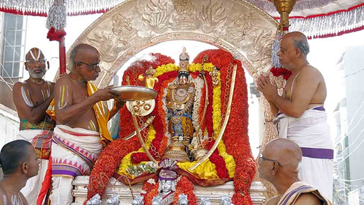 Brahmotsavam | బ్రహ్మోత్సవాల్లో సూర్యప్రభ వాహనంపై కోదండ రామస్వామి దర్శనం