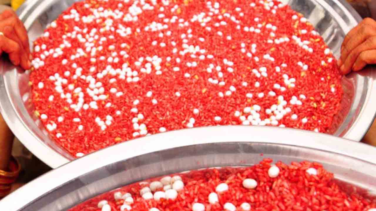 భక్తుల వద్దకే భద్రాచలం తలంబ్రాలు