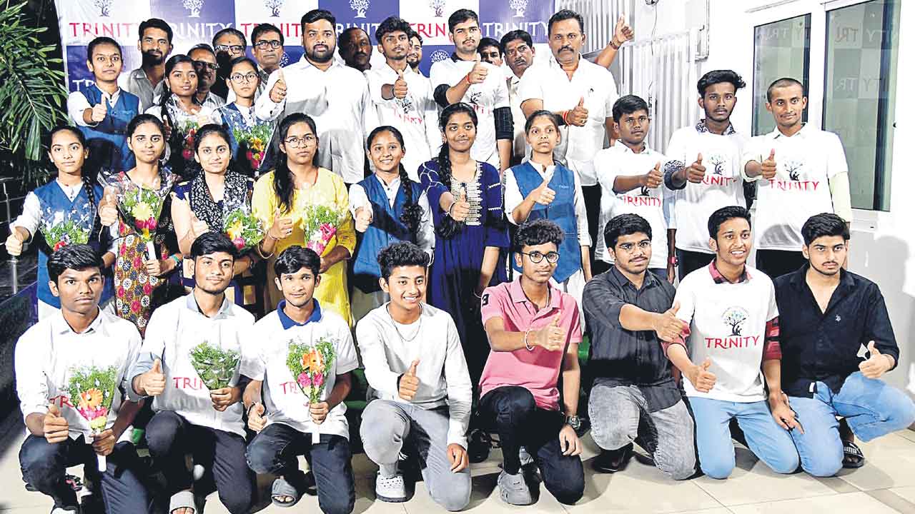 ట్రినిటీ జయకేతనం