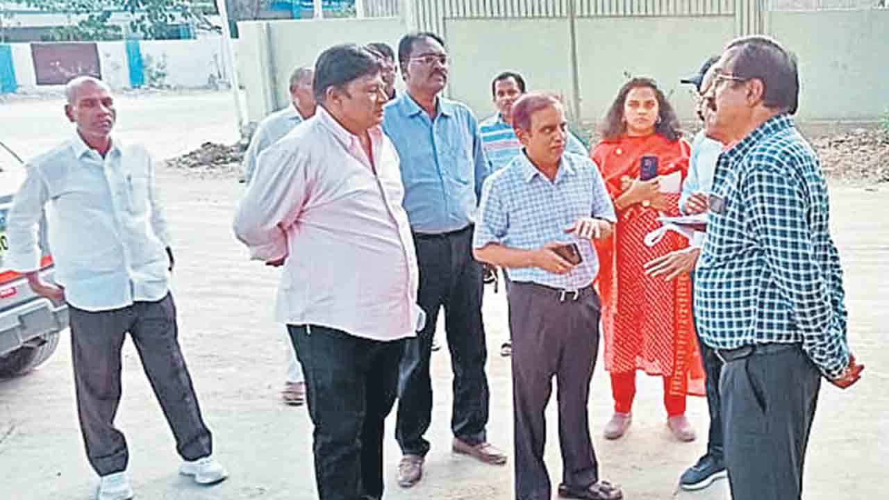 సరిపడా నీటి సరఫరాకు వర్టికల్‌ ప్లాంట్లు