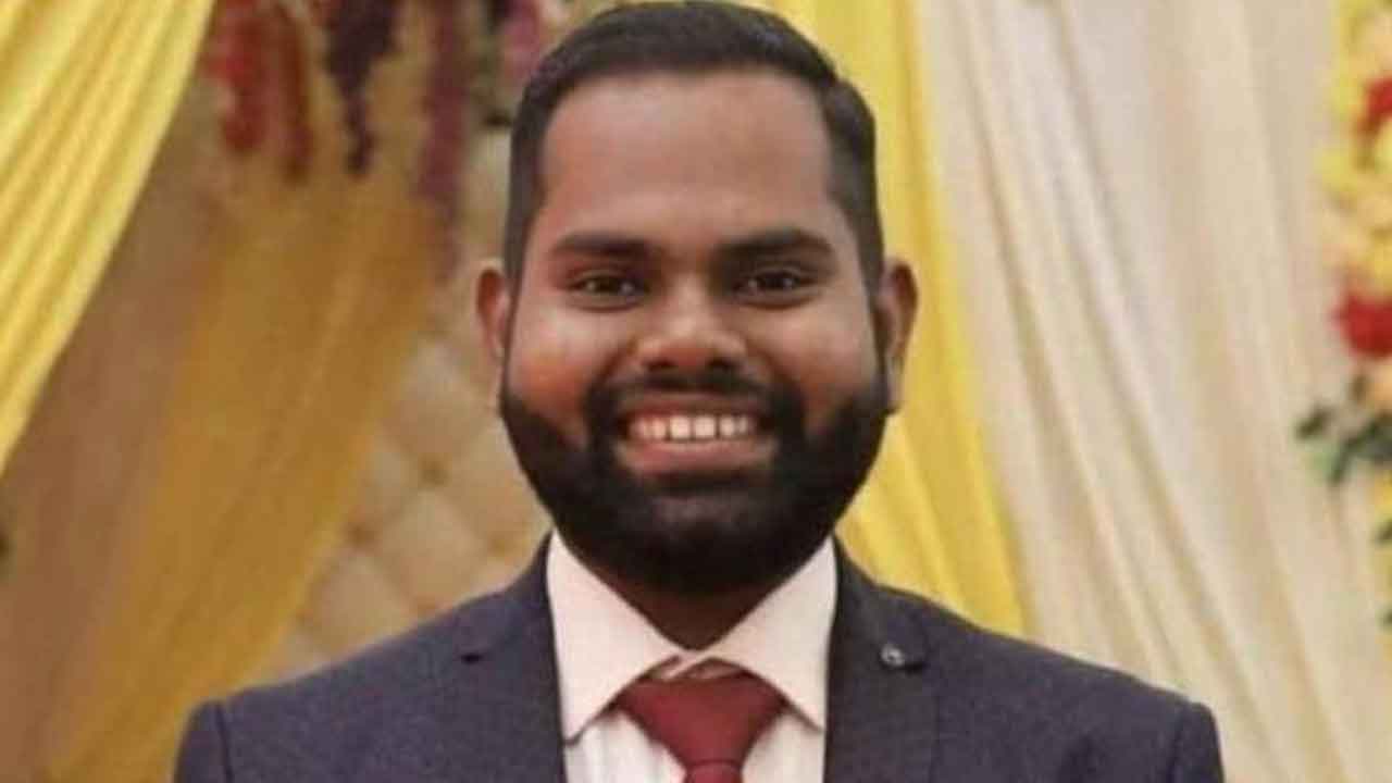 ఇంటర్వ్యూ సమయంలో తల్లి మృతి..