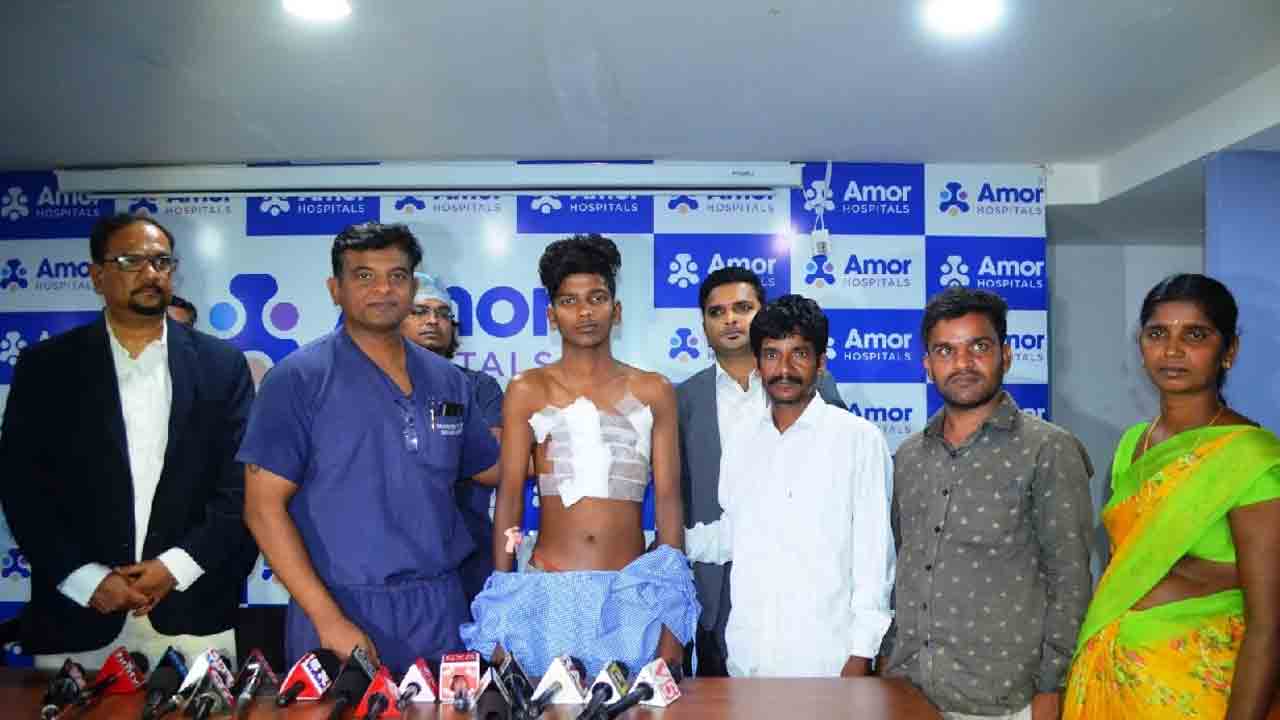 Rare Surgery | 15 ఏళ్ల యువ‌కుడికి అరుదైన స‌మ‌స్య.. శ‌స్త్రచికిత్స‌తో స‌రిచేసిన అమోర్ వైద్యులు