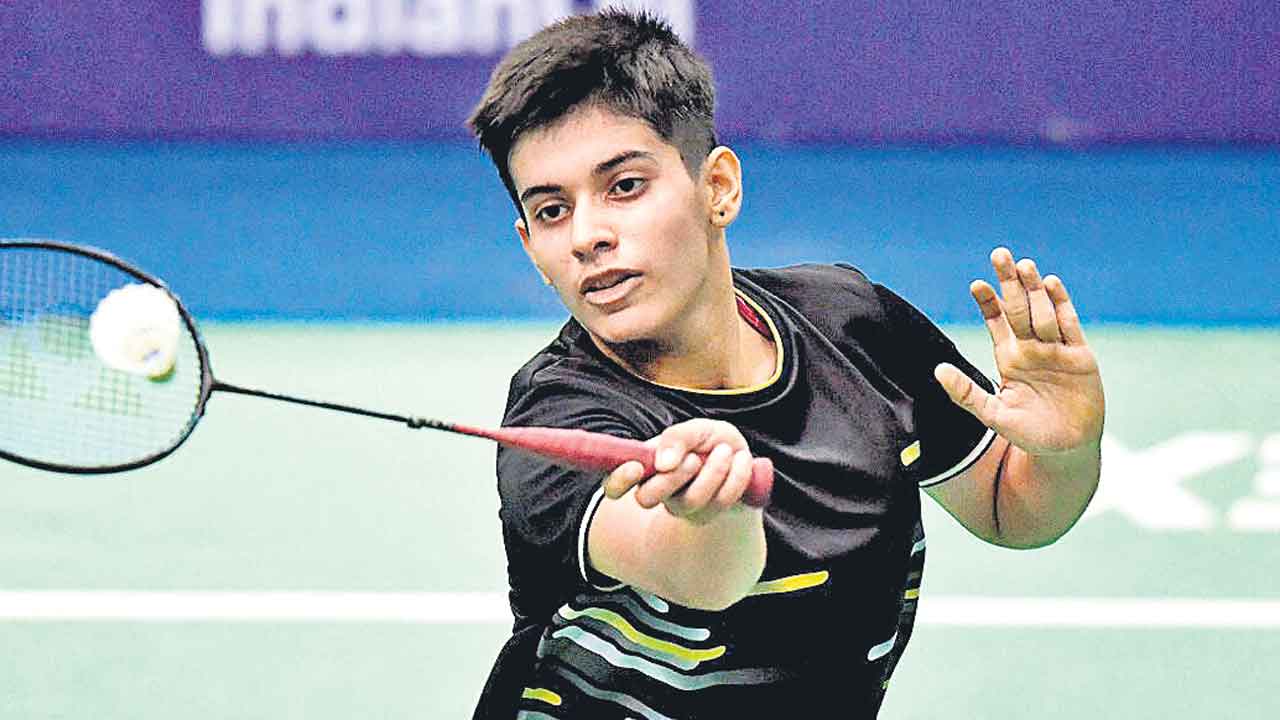 ప్రిక్వార్టర్స్‌కు అన్మోల్‌