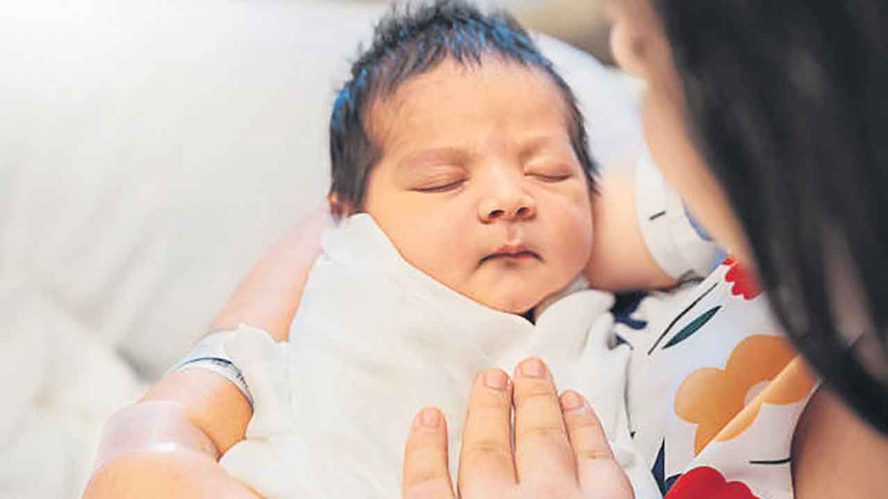 Parenting Tips | మీ బుజ్జాయి క్షణాల్లో బజ్జోవాలంటే.. ఈ చిట్కాలు పాటించండి!