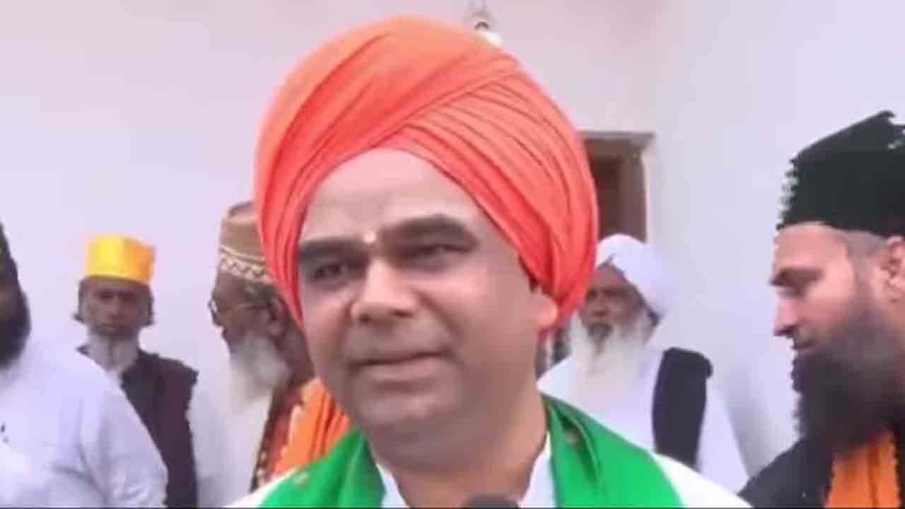 Loksabha Elections 2024 | ధార్వాడ్ నుంచి దింగలేశ్వ‌ర్ స్వామి నామినేష‌న్ ఉప‌సంహ‌ర‌ణ