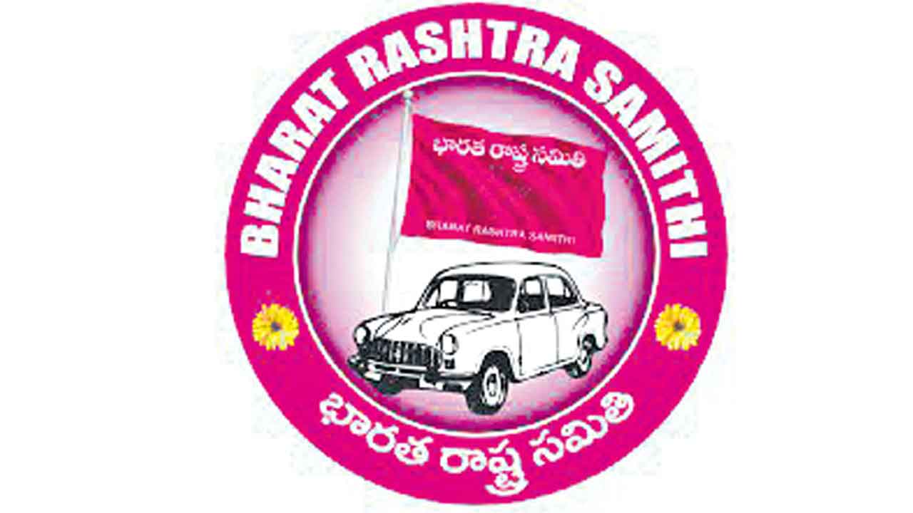 పార్టీ కార్యాలయాల్లో జెండా ఆవిష్కరణ