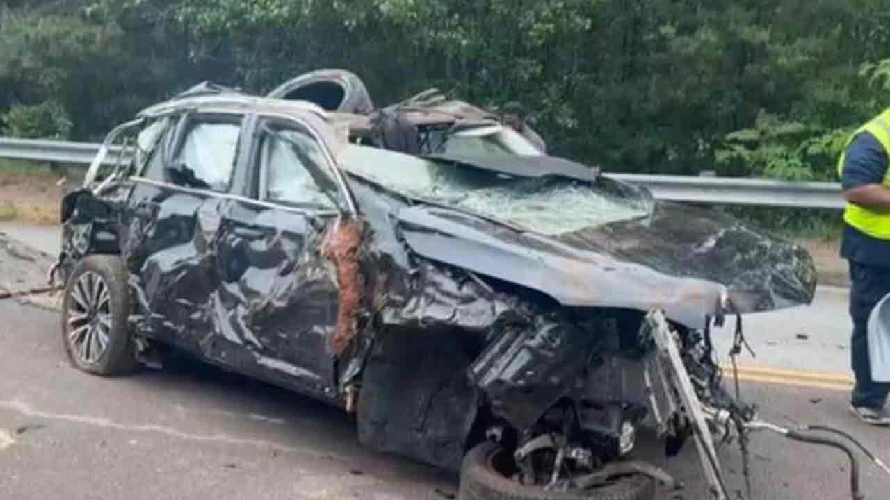 Indians Killed: అమెరికా హైవేపై కారు ప్ర‌మాదం.. ముగ్గురు భార‌తీయ మ‌హిళ‌లు మృతి