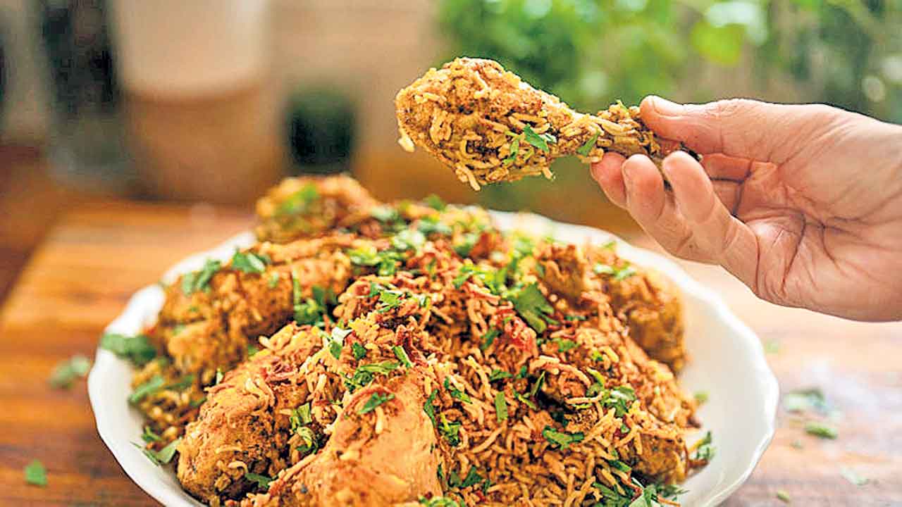 Biryani | ఆల్‌టైమ్‌ ఫేవరెట్‌ చికెన్‌ బిర్యానీ!.. 10 లక్షల ఆర్డర్లతో దేశంలోనే హైదరాబాద్‌ టాప్‌