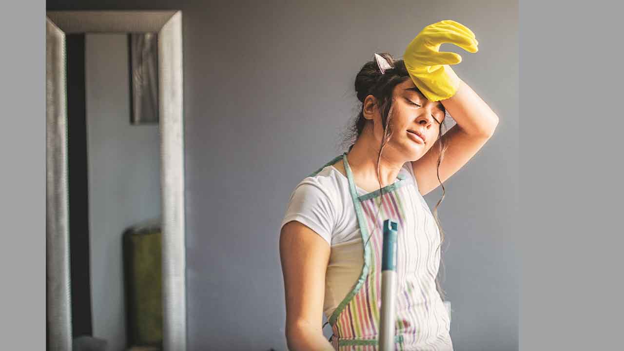 House Cleaning | దుమ్ము దులిపేయ్‌.. ఇంటిని ఎప్పటికప్పుడు శుభ్రంగా ఉంచుకోవాల్సిందే!