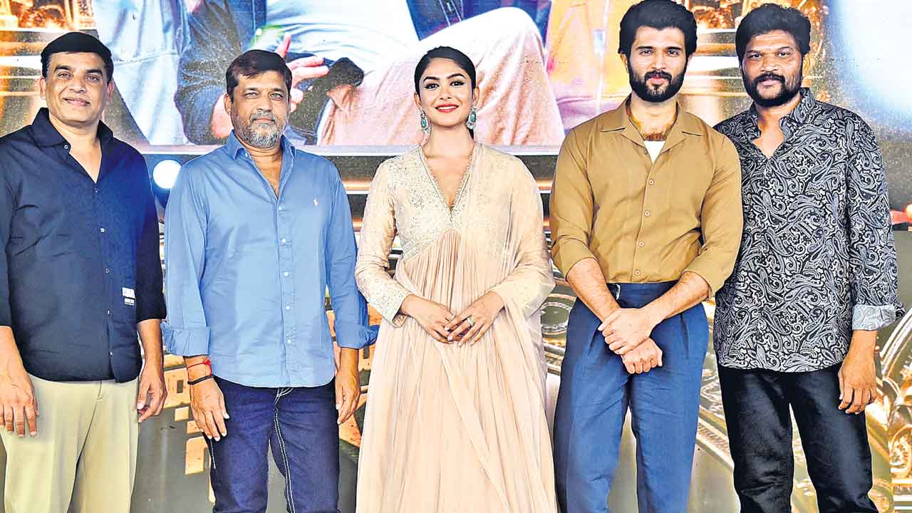 Vijay Deverakonda | ఎవరేమనుకున్నా సరే ఆ ఫీట్‌ సాధించి చూపిస్తా!