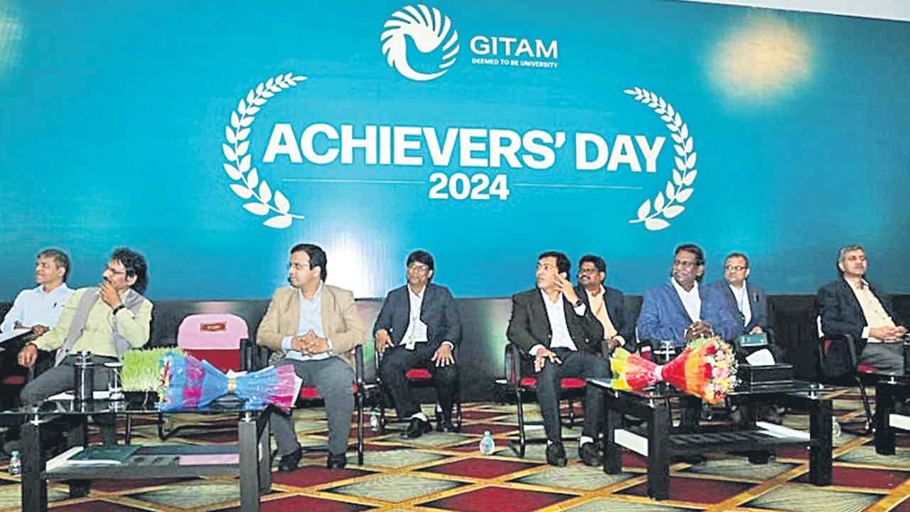 గీతంలో ఘనంగా విజేతల దినోత్సవం