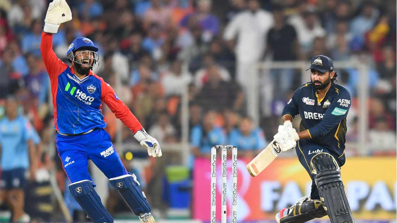 GT vs DC | ఢిల్లీ బౌలర్ల దూకుడు.. 89 పరుగులకే కుప్పకూలిన గుజరాత్‌