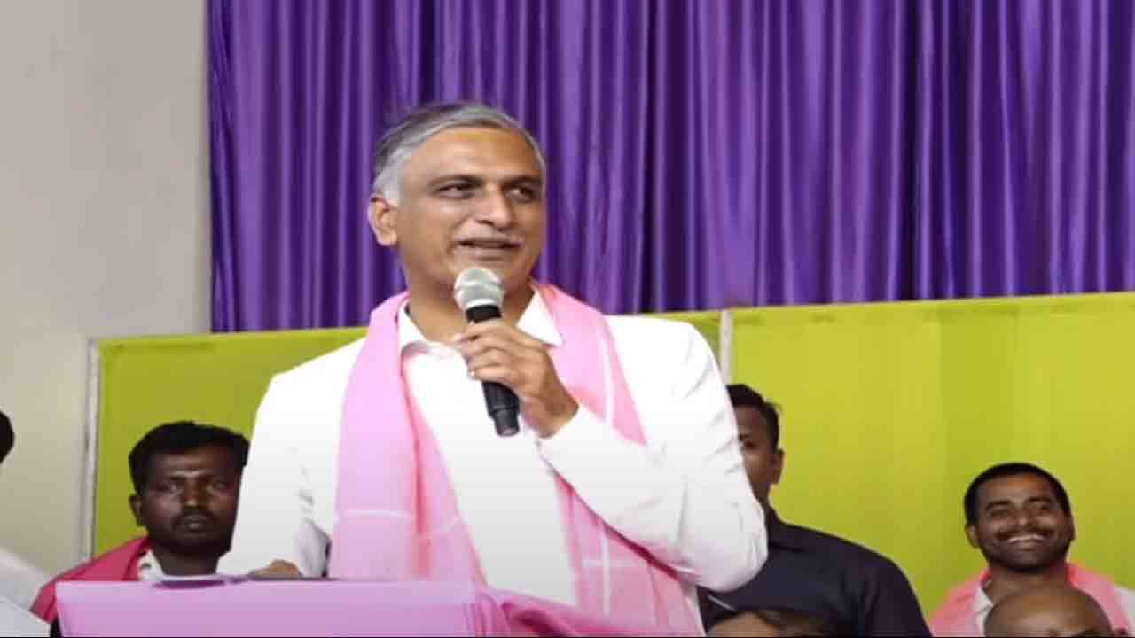 Harish Rao | కొడంగ‌ల్‌లో జ‌ర్న‌లిస్టుల‌కు బెదిరింపు కాల్స్ వ‌స్తున్నాయ‌ట‌.. ఇది దుర‌దృష్ట‌క‌రం : హ‌రీశ్‌రావు
