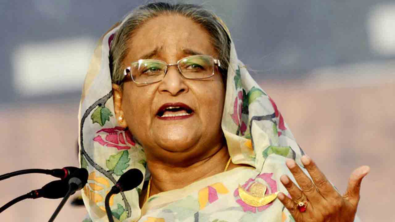 Sheikh Hasina | ముందు మీ భార్యల చీరలు తగలబెట్టండి.. వారికి బంగ్లాదేశ్‌ ప్రధాని కౌంటర్‌